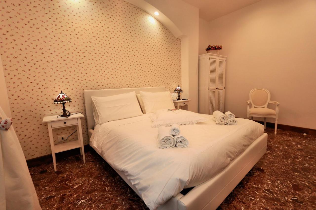 サレルノ Casa Nina Deluxe Bed & Breakfast エクステリア 写真
